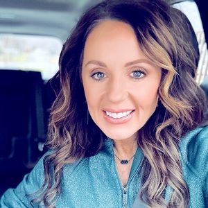 Meet your Posher, Lindsay